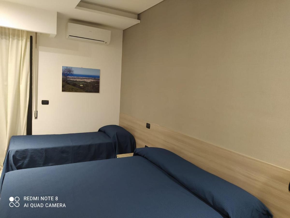 Hotel Poseidon Corigliano Calabro Buitenkant foto
