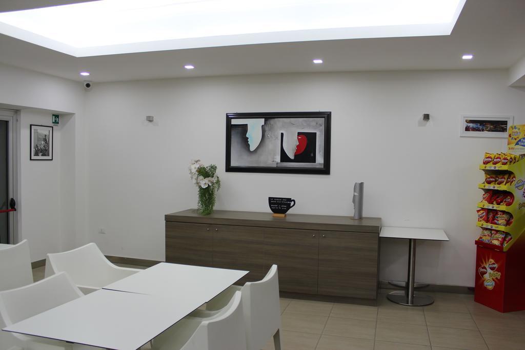 Hotel Poseidon Corigliano Calabro Buitenkant foto