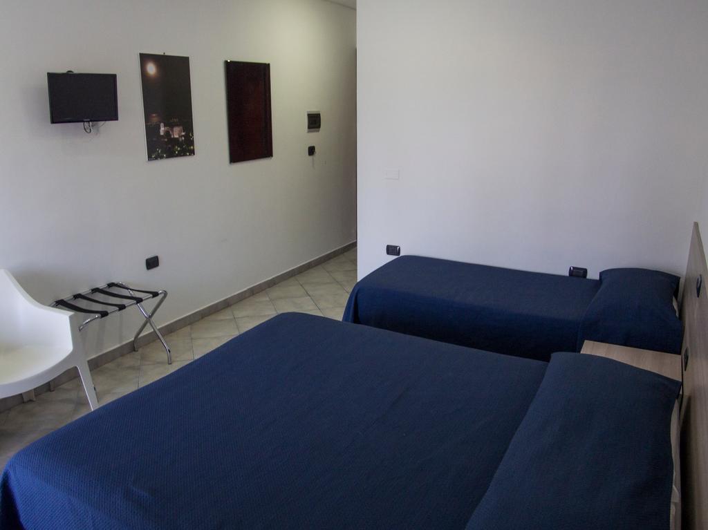 Hotel Poseidon Corigliano Calabro Buitenkant foto