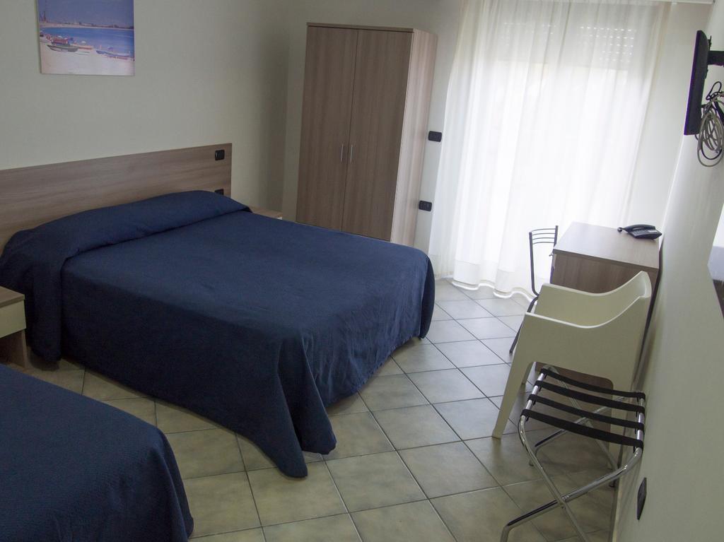 Hotel Poseidon Corigliano Calabro Buitenkant foto