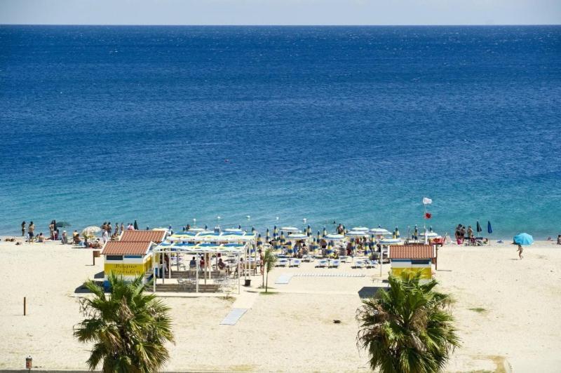 Hotel Poseidon Corigliano Calabro Buitenkant foto